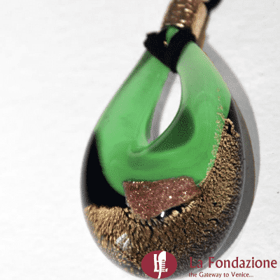 Broken-gold drop pendant | PEND0011 | La Fondazione snc, view 2