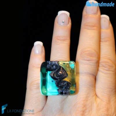 Anello Cubo Tre Vortici Acquamarina in vetro di Murano - RINGS0078