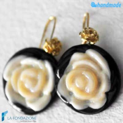 Flower earrings with black base handmade Murano glass - La Fondazione snc - EARRINGSC0031