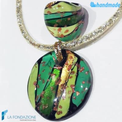 Parure Laguna Smeraldo con collana e anello in vetro di Murano - La Fondazione snc - PARU0057