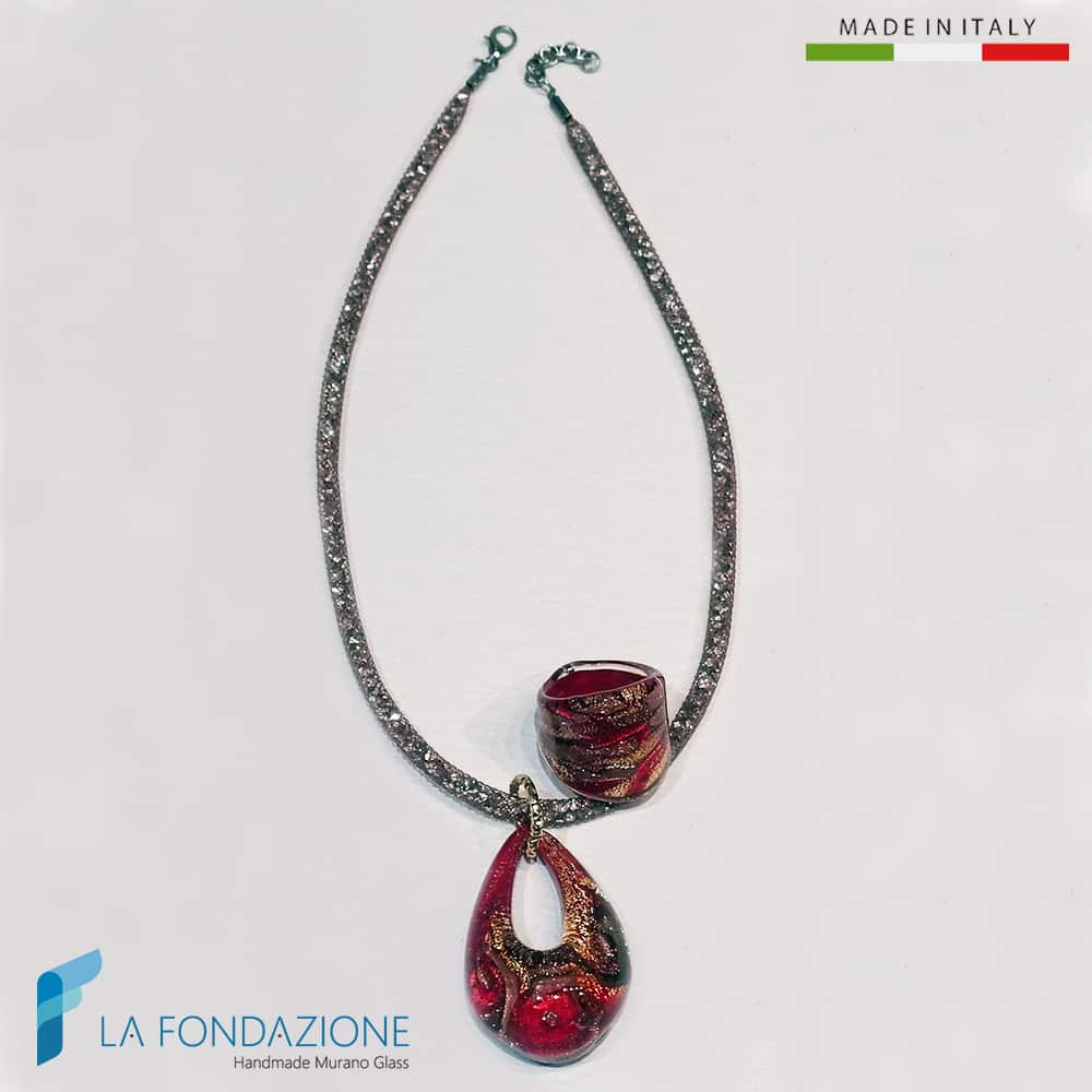 Parure Goccia Vortice Minori Rossa con collana e anello in vetro di Murano - La Fondazione snc - PARU0060