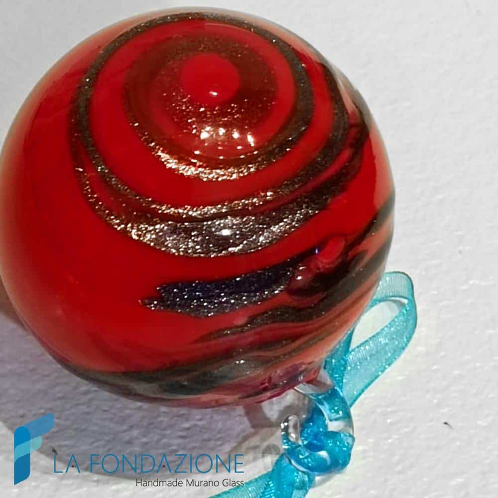 Red Christmas balls streaked with aventurine | La Fondazione snc | TMAS009